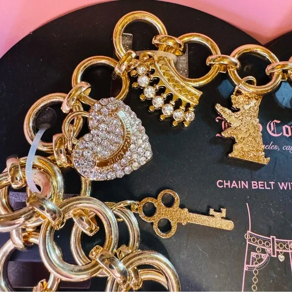 Juicy Couture Charm Chain Belt in Pink Heart Gift Box - Picture 3 of 6